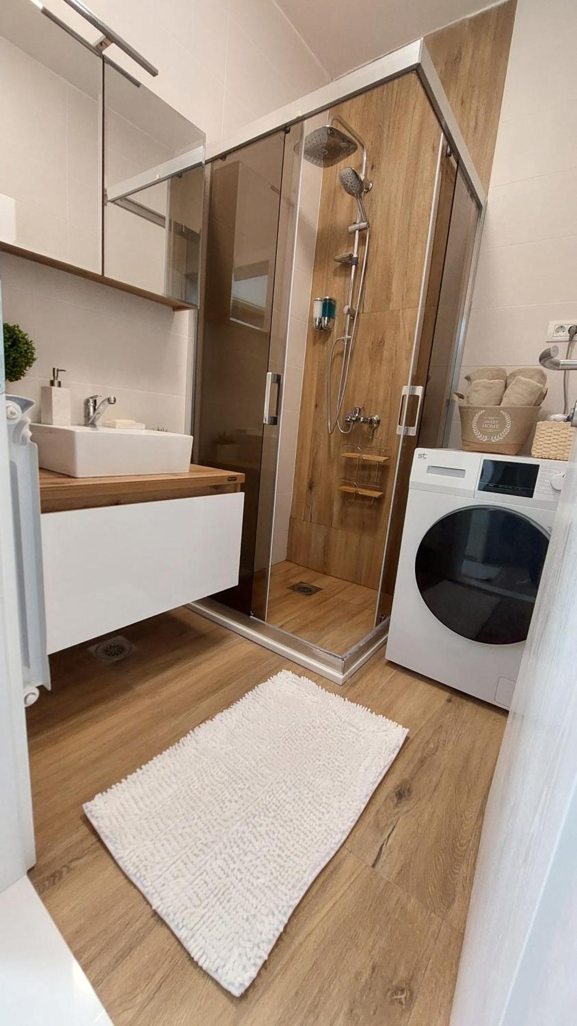 Mina Modern & Cozy Apartment Main City Square Gtc Skopje Exteriör bild