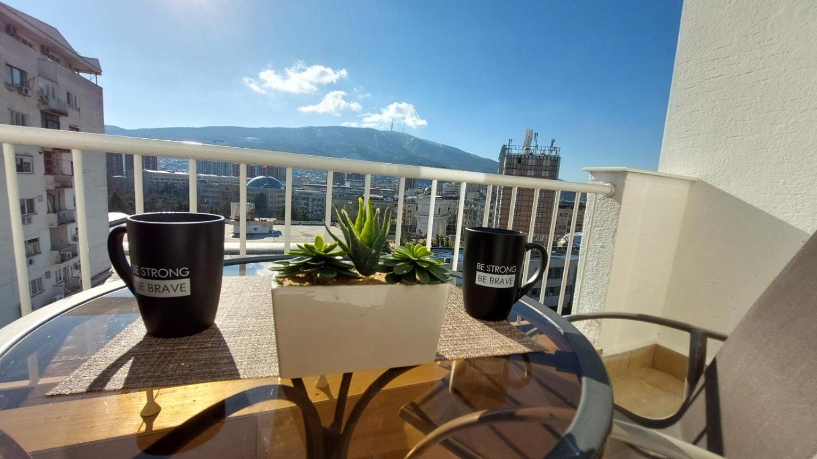 Mina Modern & Cozy Apartment Main City Square Gtc Skopje Exteriör bild