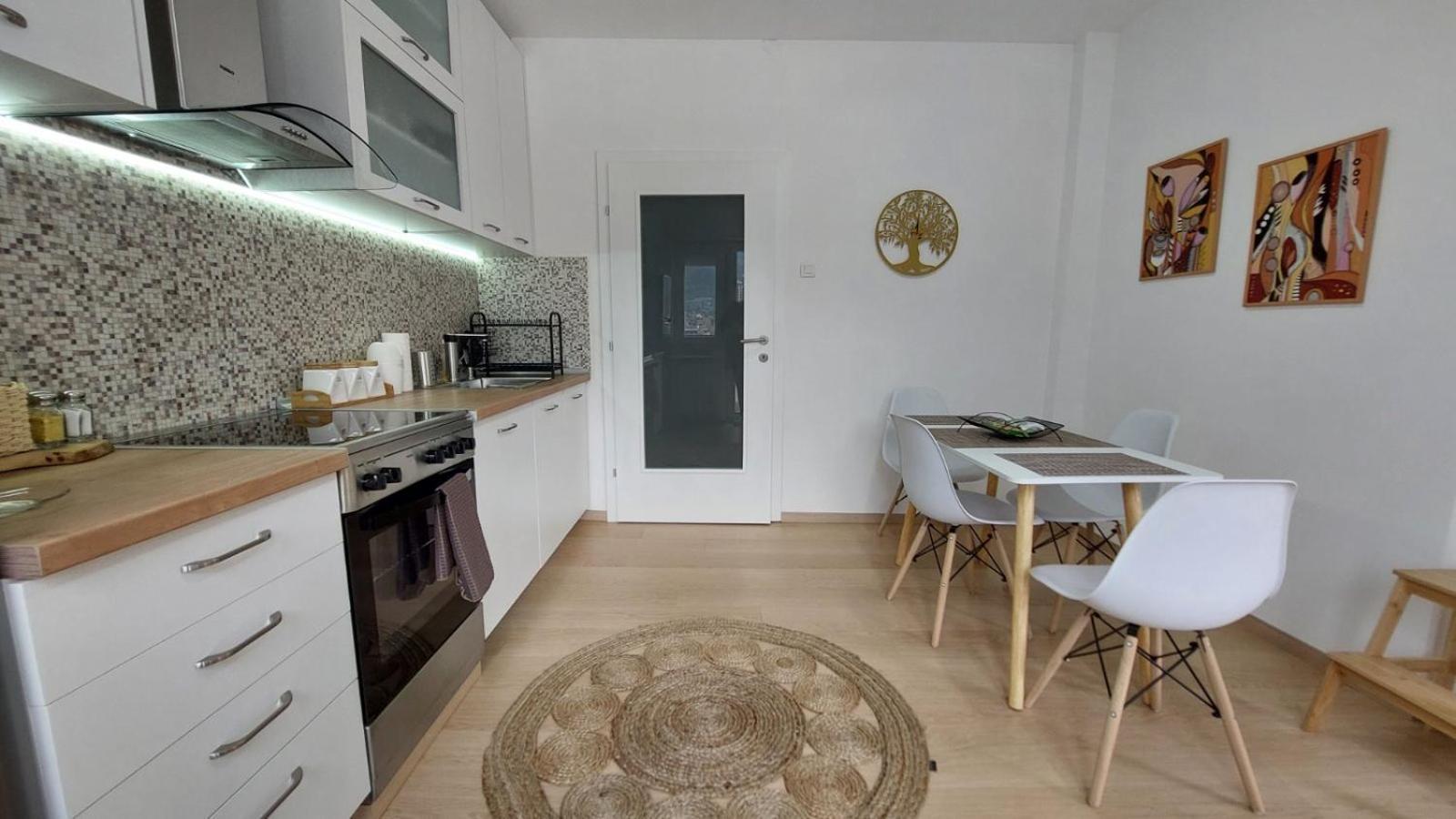 Mina Modern & Cozy Apartment Main City Square Gtc Skopje Exteriör bild